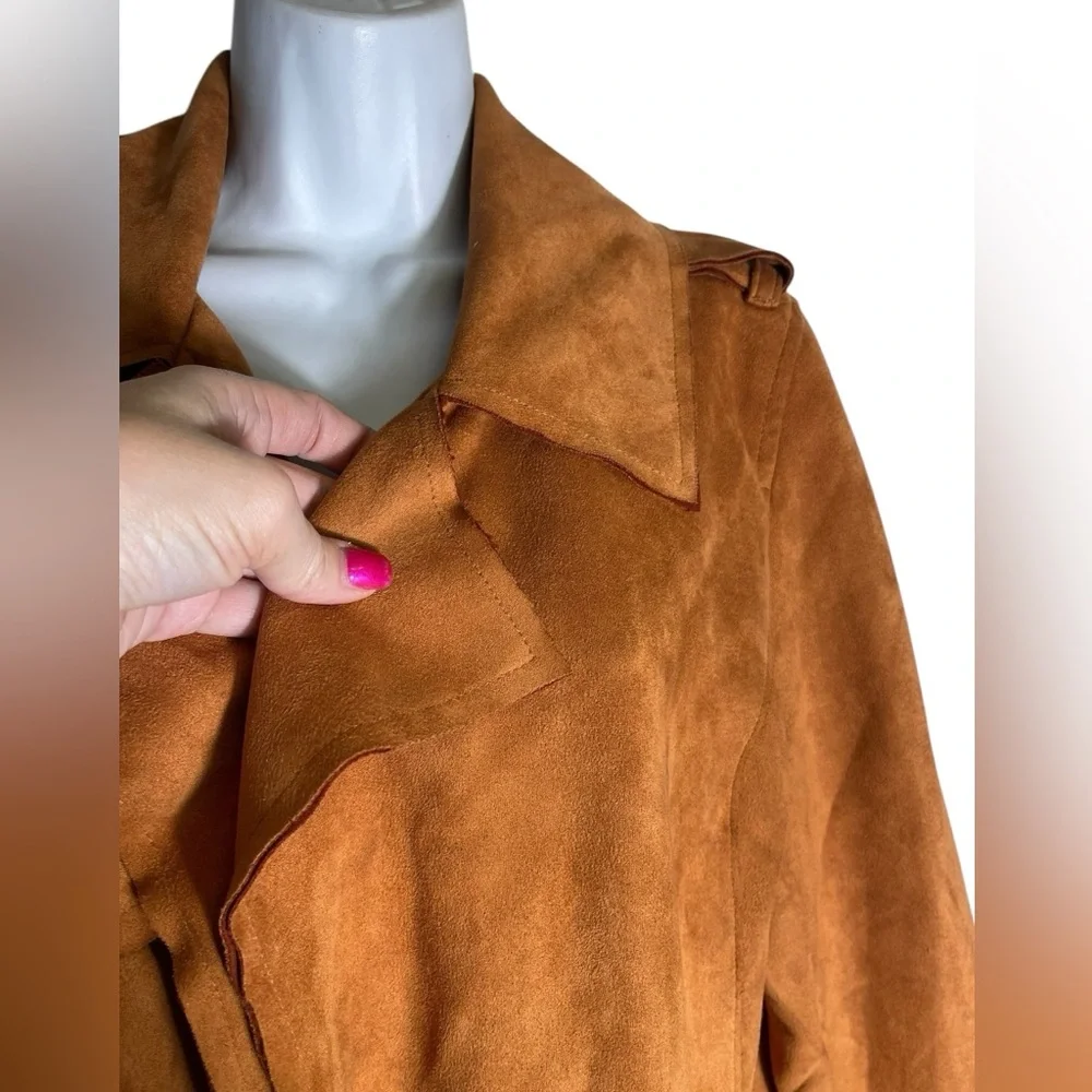 Ookie & LaLa coat size medium burnt orange faux suede trench coat jacket‎ 🧡